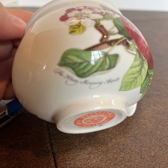 Portmeirion Pomona Footed Romantic Breakfast Cup - Picture 3 of 7